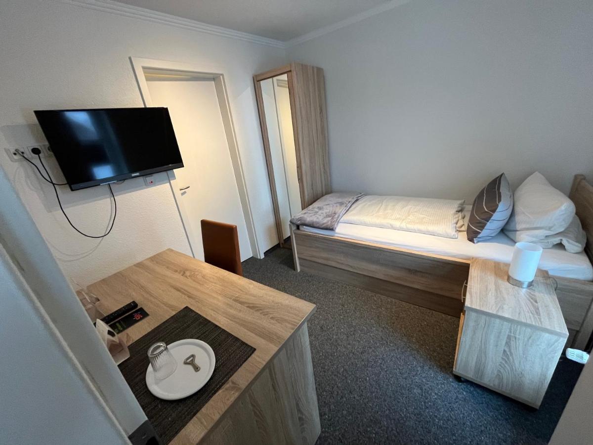 Hotel Zum Grossen Krug Wirdum エクステリア 写真